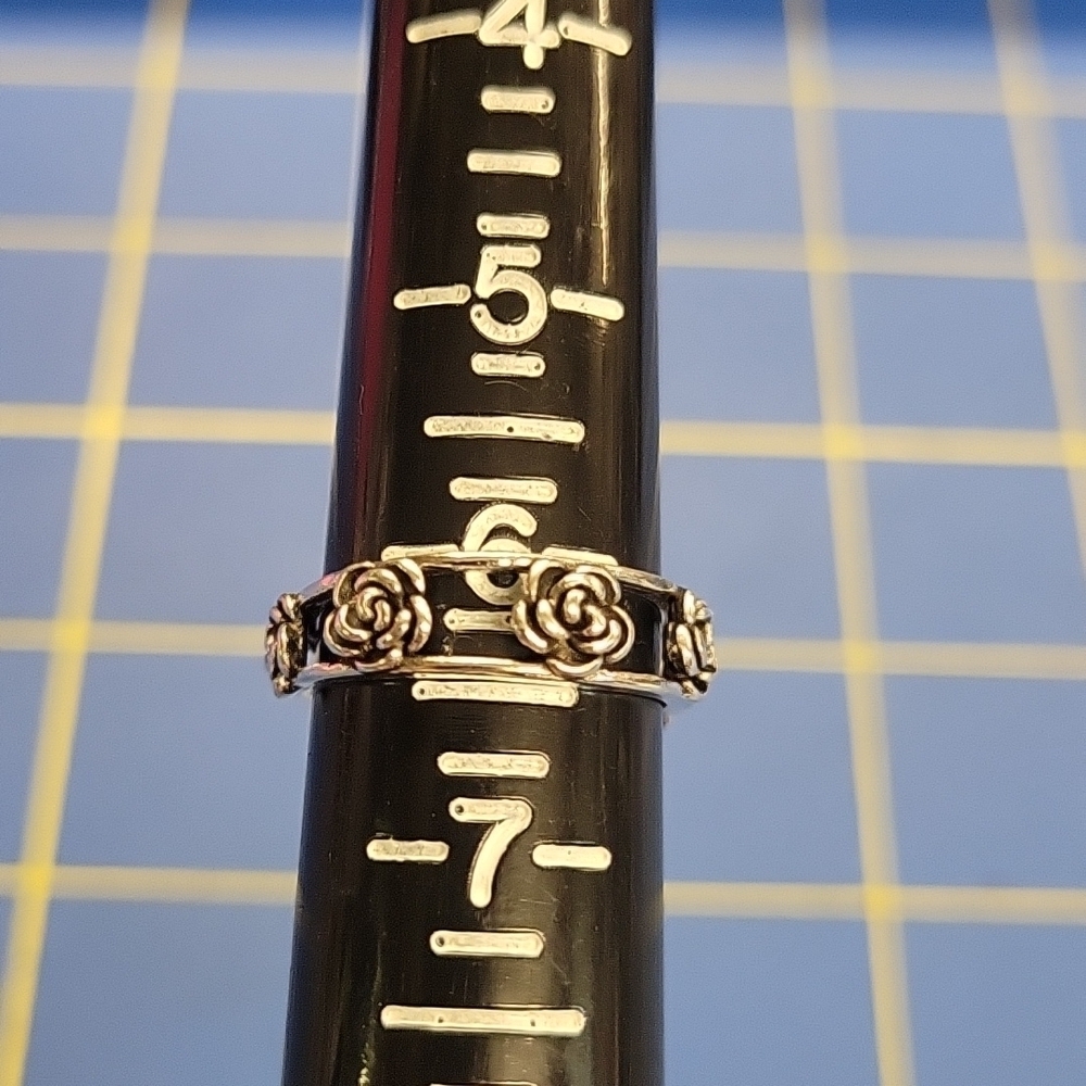 Silver Tone Rose Ring Floral Bud